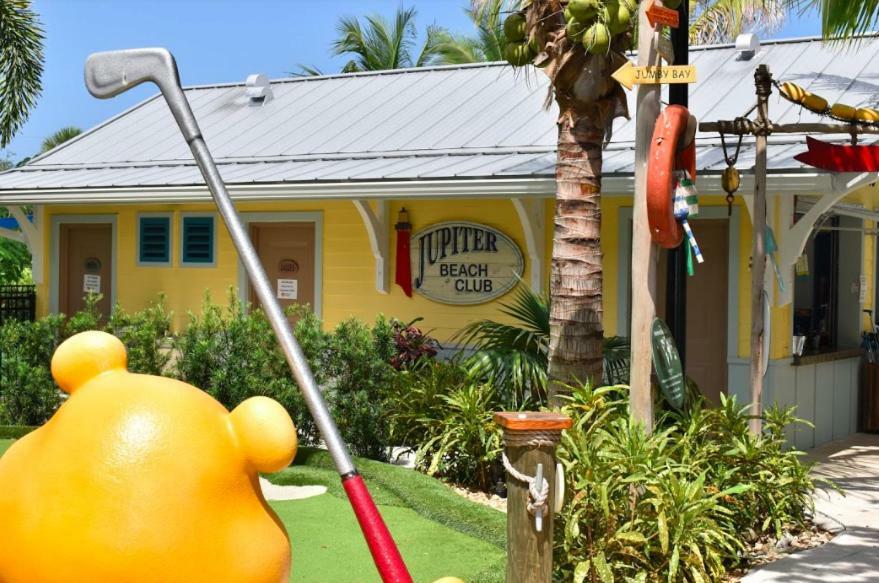 Jupiter Waterfalls - Newly Updated - Tiki Hut, Fire Pit, Kitchen, Pool Heater And More Exterior foto